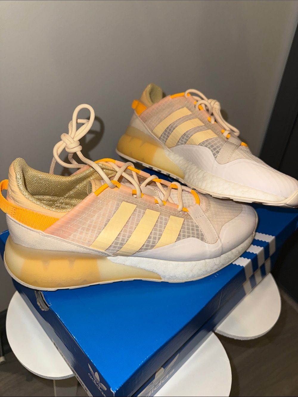 adidas Beige and Yellow Low-Top Trainers
